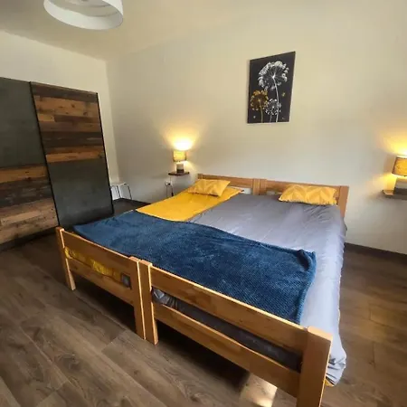 Apartament With Parking Space - 23350 Split