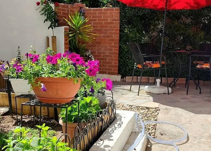 Apartamento With Parking Space - 23350 Split